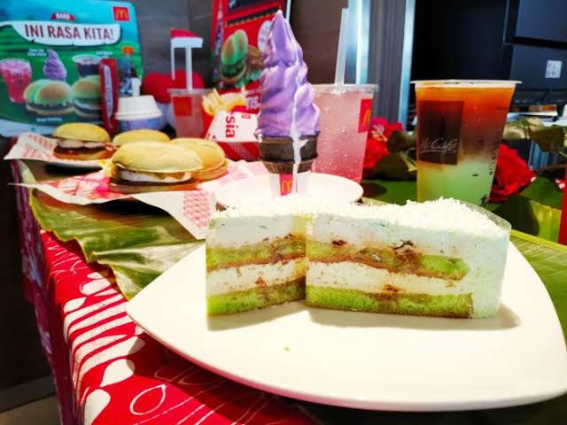 Mc Donald Kelepon Short Cake