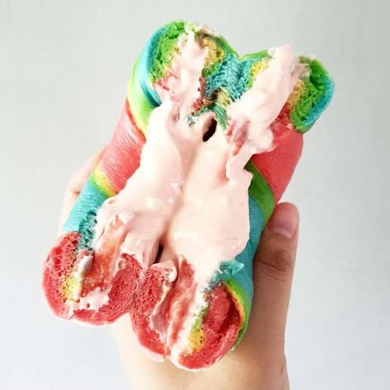 Mad Bagel Rainbow Bagel with Cream Cheese