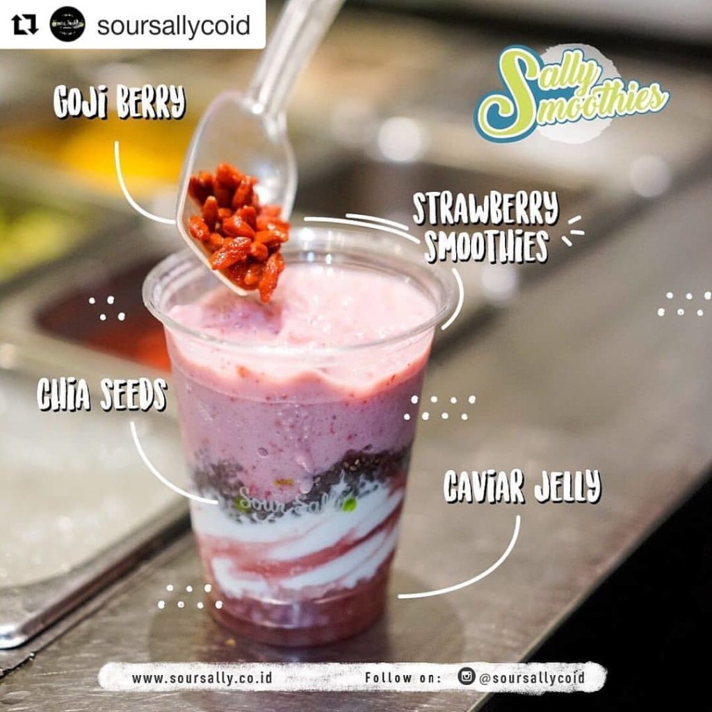 Sally Smoothies Strawberry