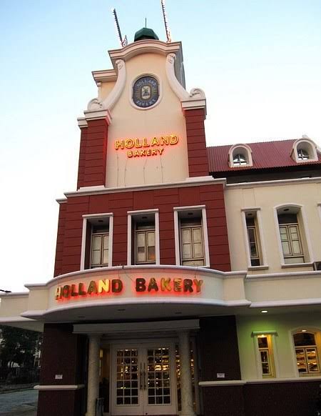 Danish Coklat Holland Bakery