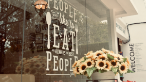 Vintage Garden Cafe & Resto Kelapa Gading