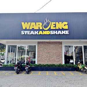 Waroeng Steak and Shake Jatiwaringin