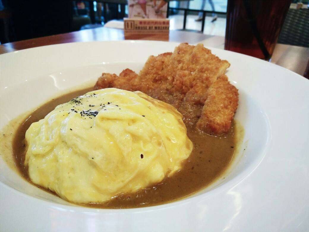 Omurice by Zenbu House of Mozaru